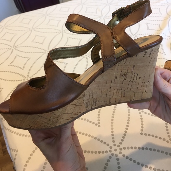 Guess wedges - Picture 4 of 5