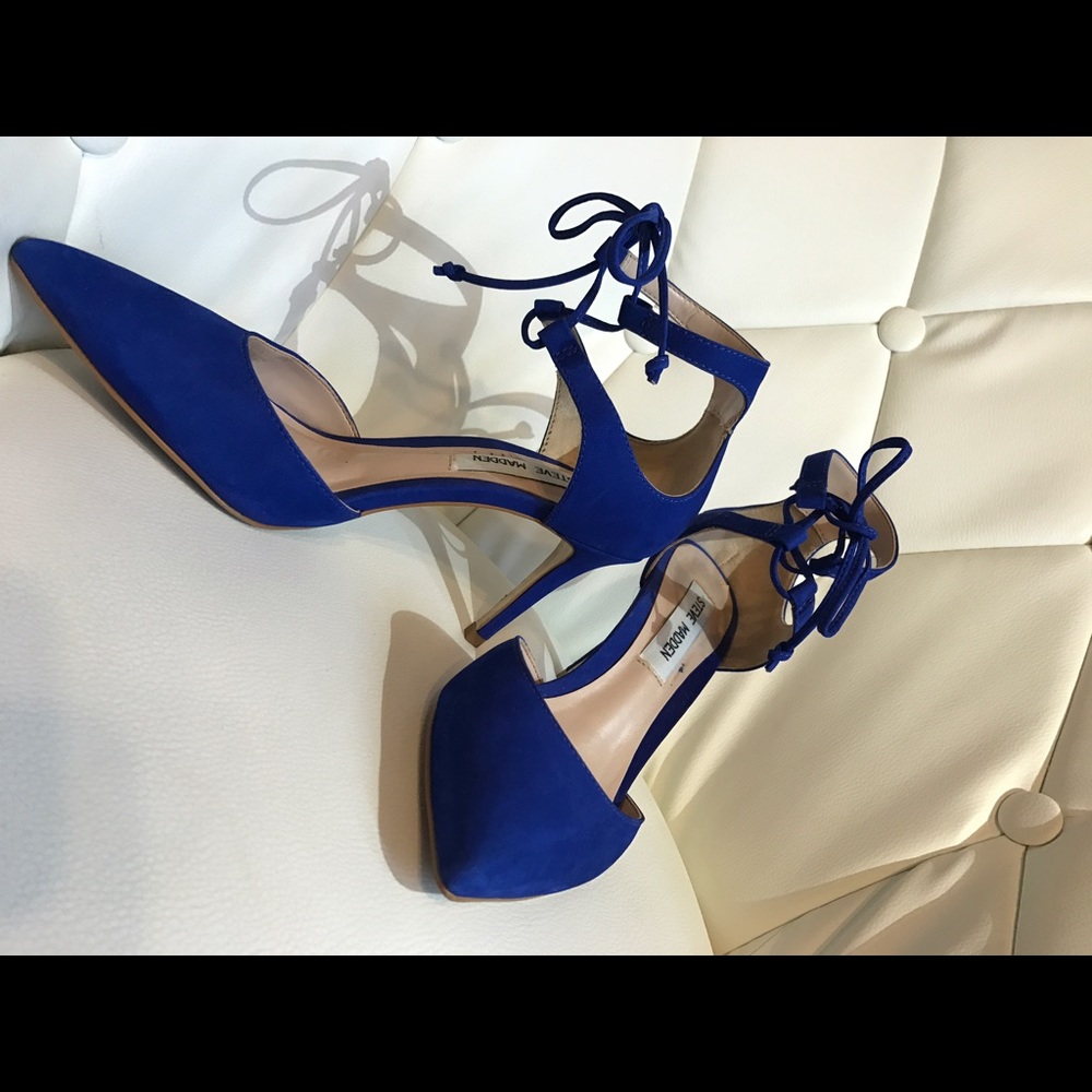 Steve Madden Blue Tie Up Heels