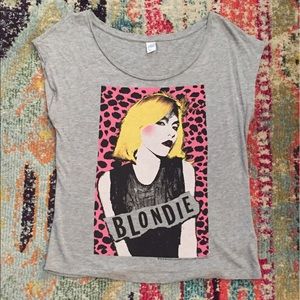 Blondie wide neck tee