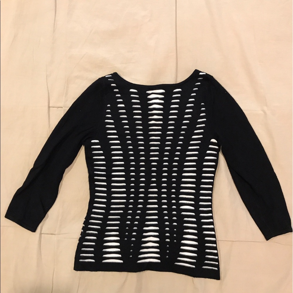 Woman Sweater - Picture 2 of 3