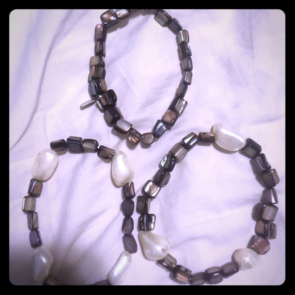 3 stretchy bracelets