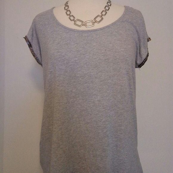 Loft T-shirt - Picture 1 of 3