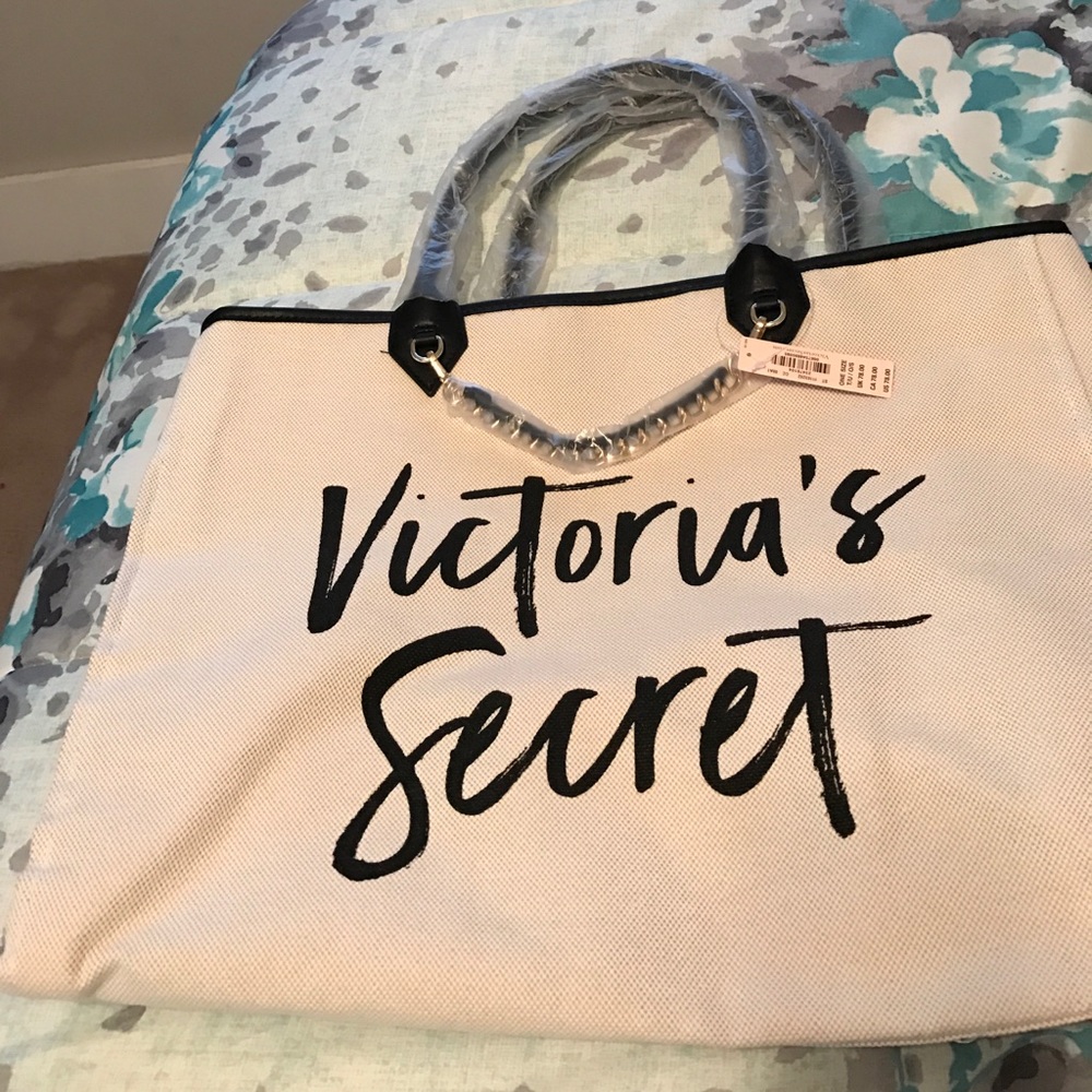 Brand new tote