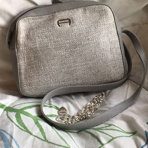 Aigner  Cross body Purse. UEC