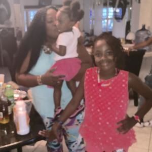 Meet your Posher, Viola