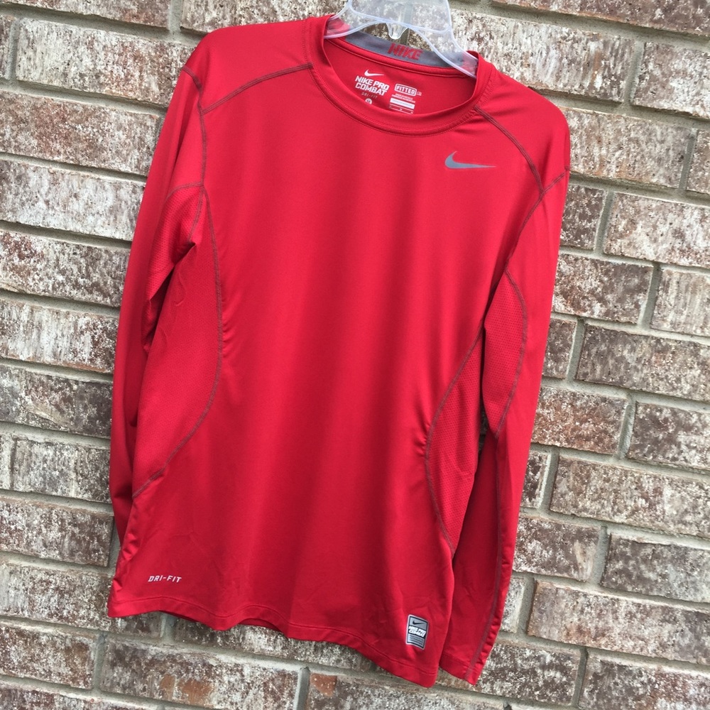 ✨⚡️NIKE red Long sleeve dri-fit shirt