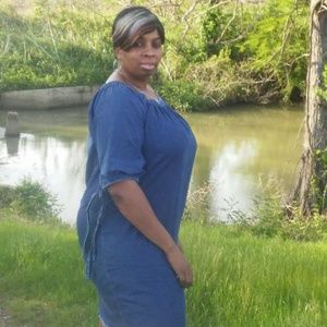 Meet your Posher, Cassandra