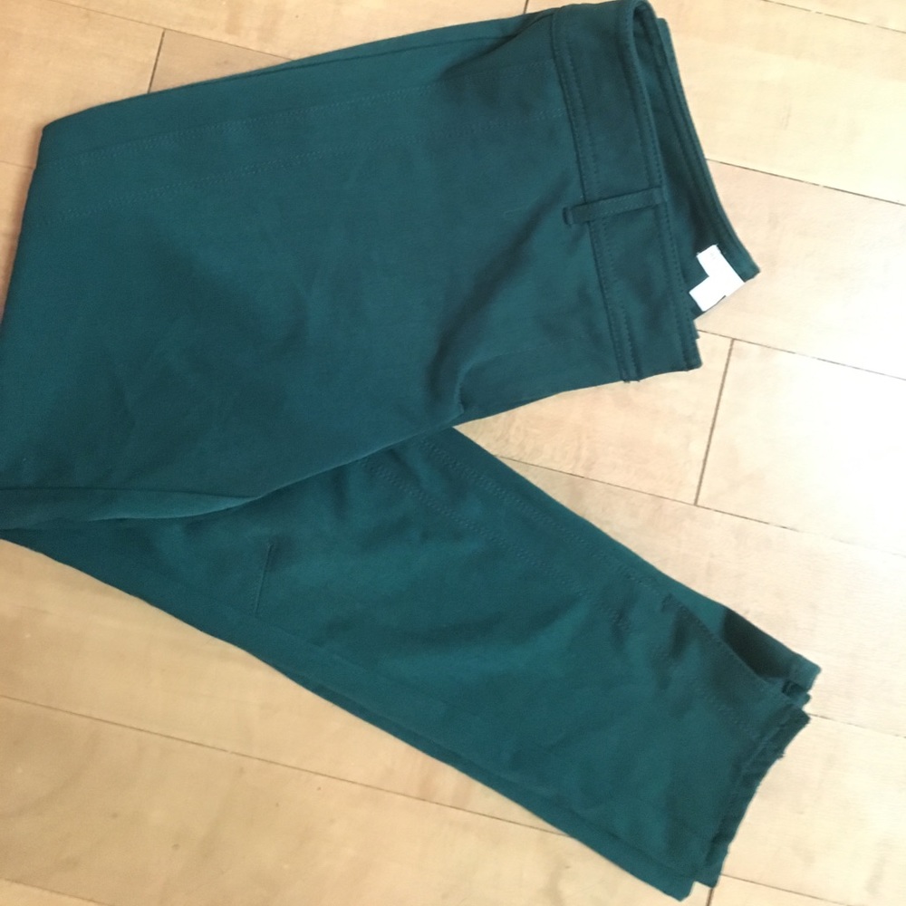 Size 6 NEW NY&Co stretch cropped ankle pant
