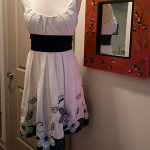 City Triangles Midi Sun Dress