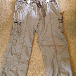 Cargo Capris