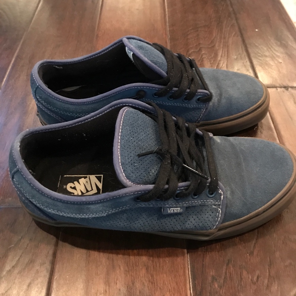 Vans men's shoes size 10. Moderate use
