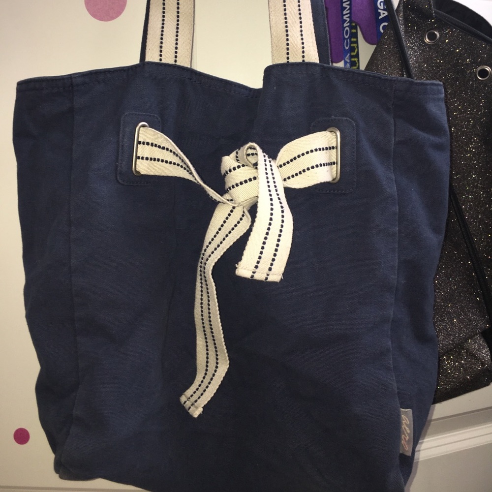 Aeropostale polka dot bag