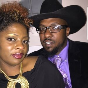 Meet your Posher, Cynthia