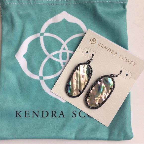 Kendra Scott Jewelry - Kendra Scott Elle Earrings
