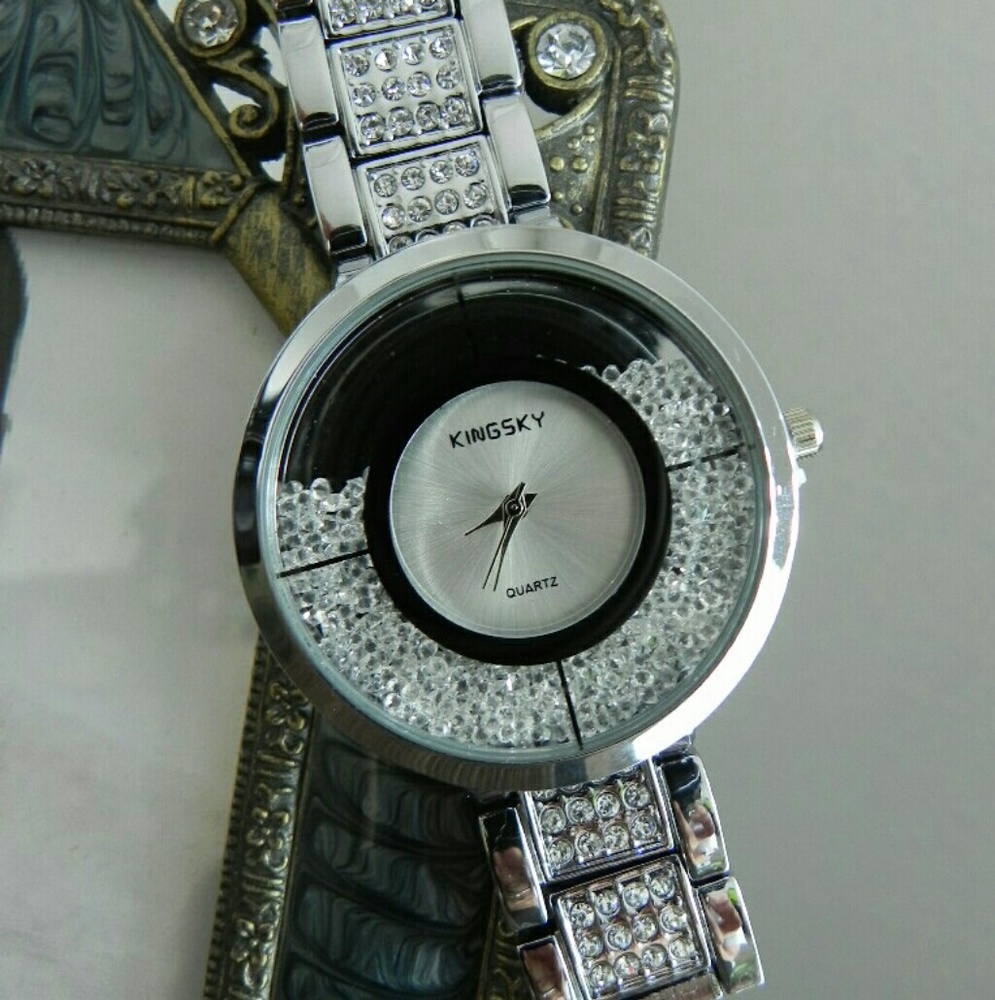 Women Wristwatch Luxury Faux Diamond