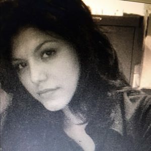 Meet your Posher, Angela