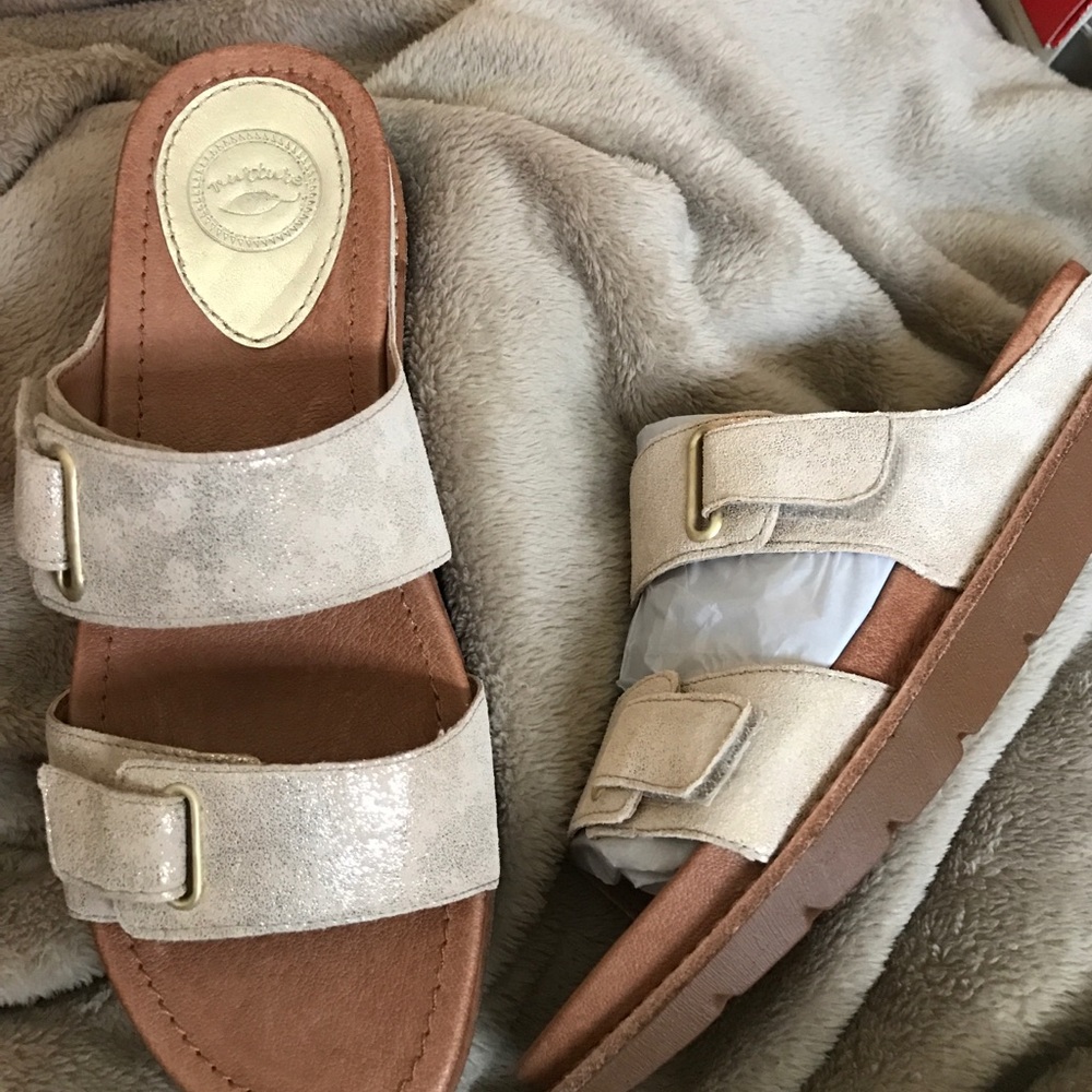 Nurture sandals