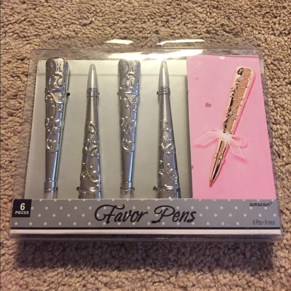 Brand new silver party favor pens - Picture 1 of 3