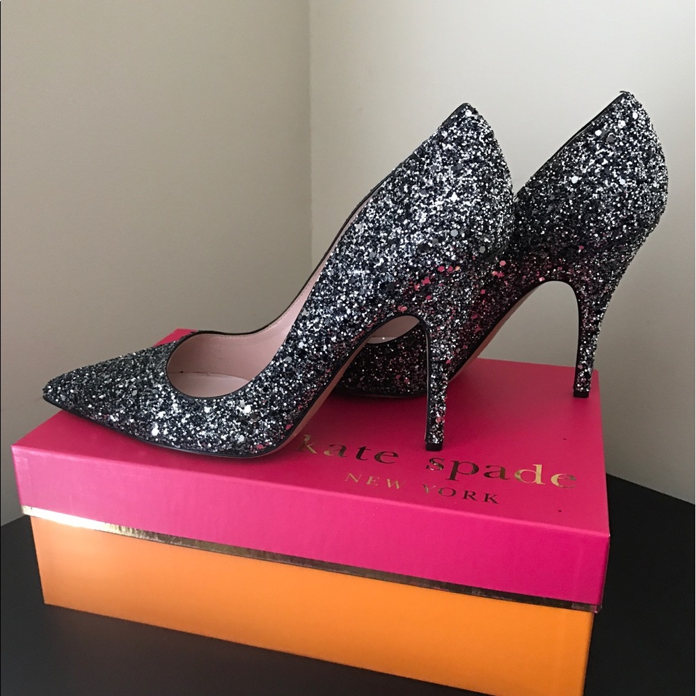 NWOT Kate Spade New York Licorice glitter pump 😍