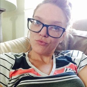 Meet your Posher, Kristin