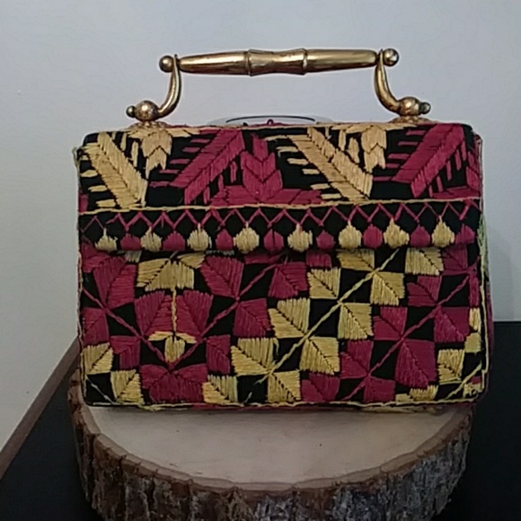 Vintage patterned purse 👛 - Picture 1 of 4