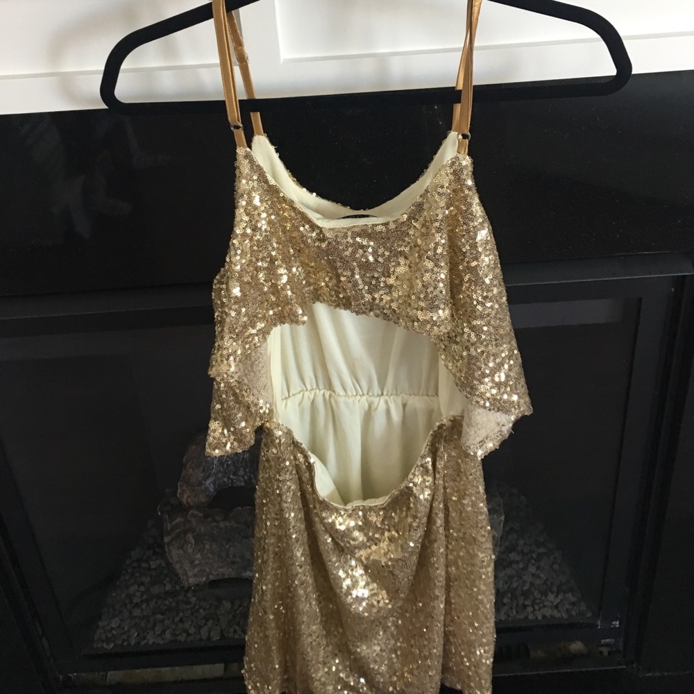 Gold sparkle prom or formal dress!