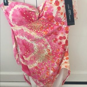 New Carmen Marc Valvo swimsuit. Size 6