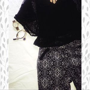 Black/White Highwaisted Pants