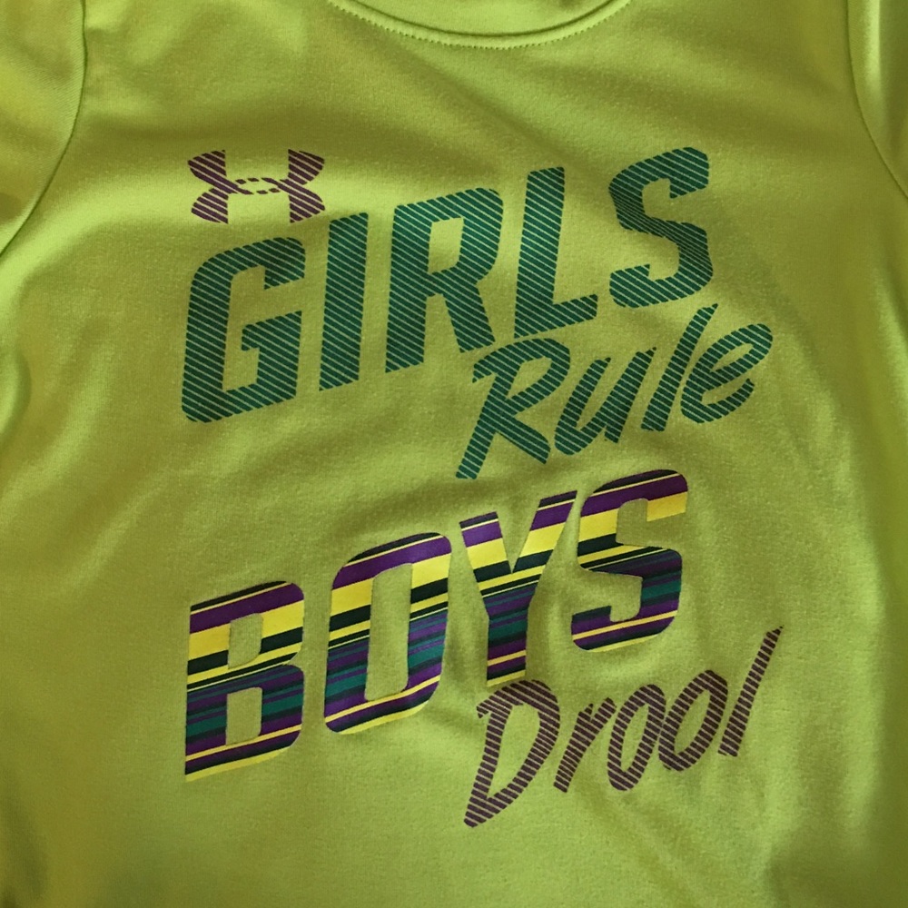Girls Under Armour heat gear shirt.