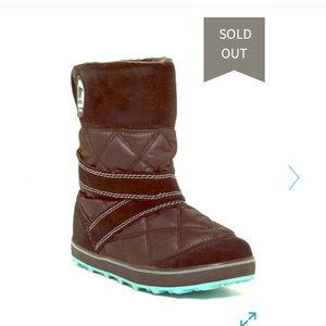 Sorel Glacy Slip on waterproof boot