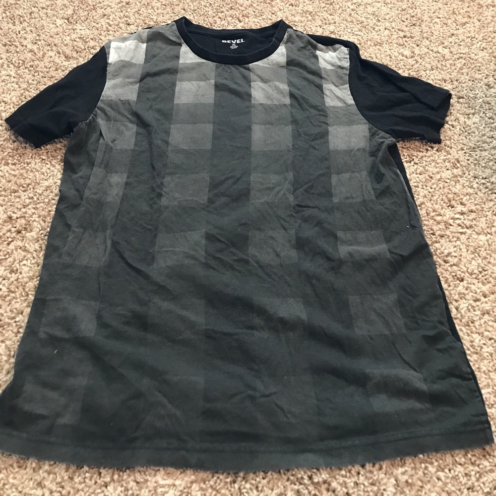 Men's Bevel tee