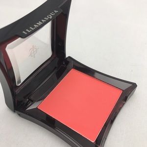 Illamasqua Powder Blush in Excite