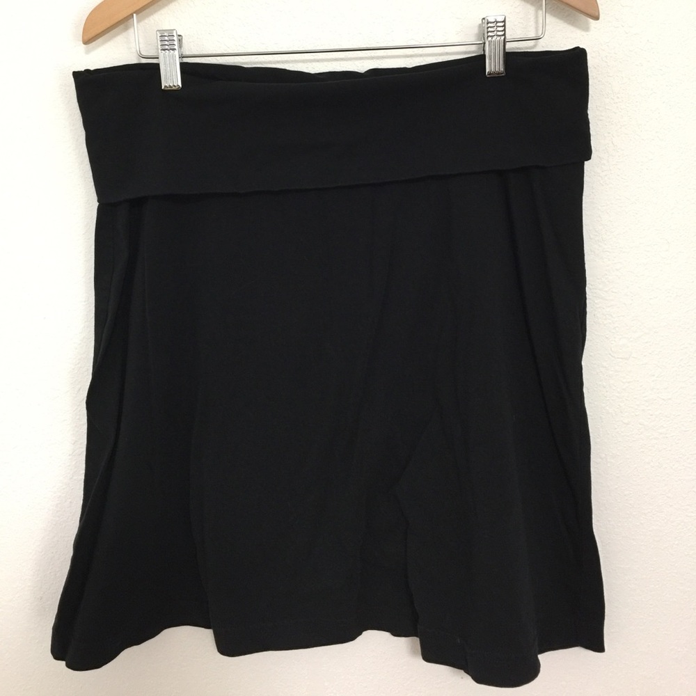 Size Large Merona Black cotton skirt
