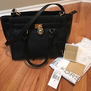 Michael Kors Hamilton Traveler NS. Pebbled Leather
