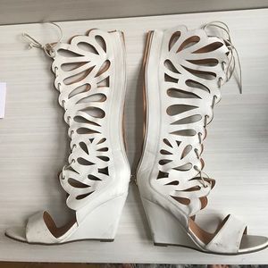 Fun crazy style white boots = Coachella !!