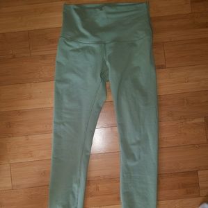 Lululemon leggings size 4