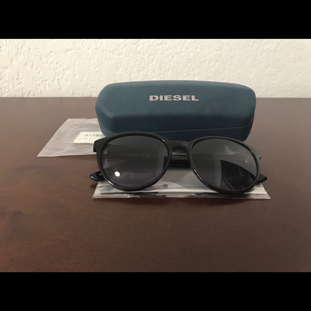 Diesel women sunglasses brand new with tags