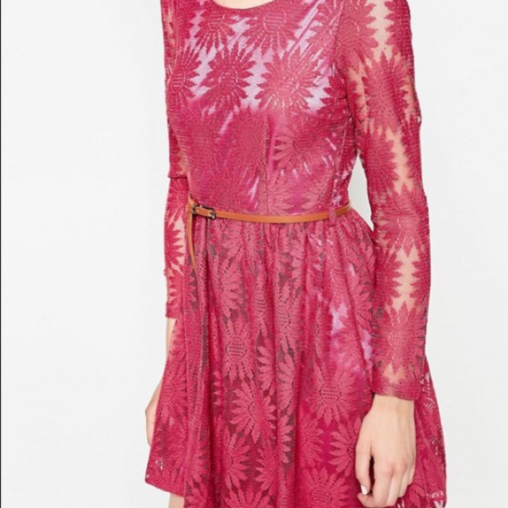 Mela Loves London Belted Floral Lace Dress - Picture 2 of 7