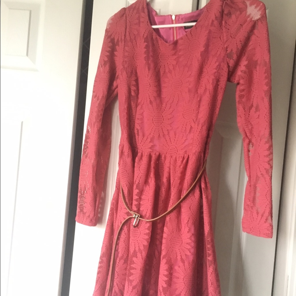 Mela Loves London Belted Floral Lace Dress - Picture 3 of 7