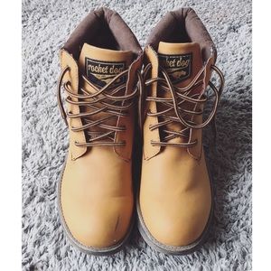 Rocket dog Timberlands