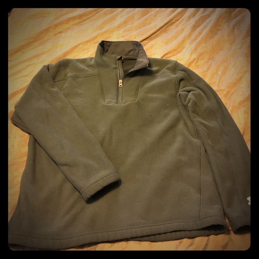 Under Armour grey pullover