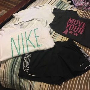 4 piece Nike T-shirt & shorts Large