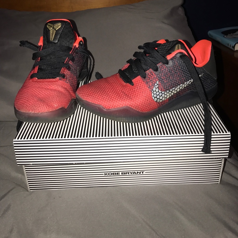 Kids Kobe Bryant Sneakers