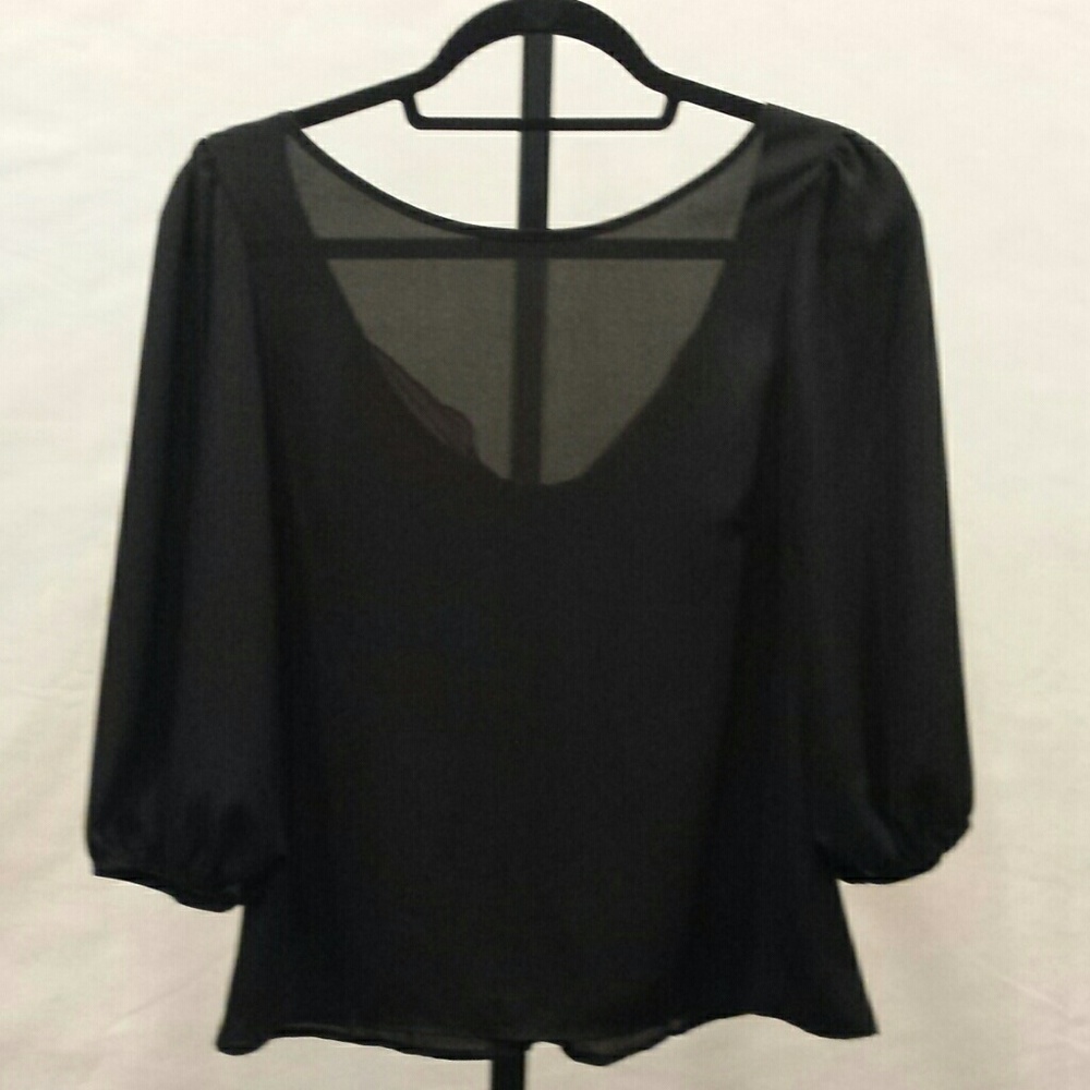 Blouse with Pizzazz...Look at the back.