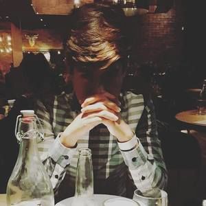 Meet your Posher, Claire