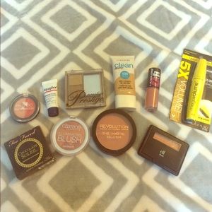Make up bundle!