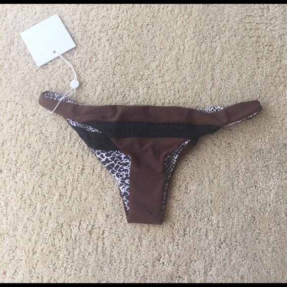 ❌SOLD❌NWT Acacia Pavils Bottoms - Picture 3 of 4