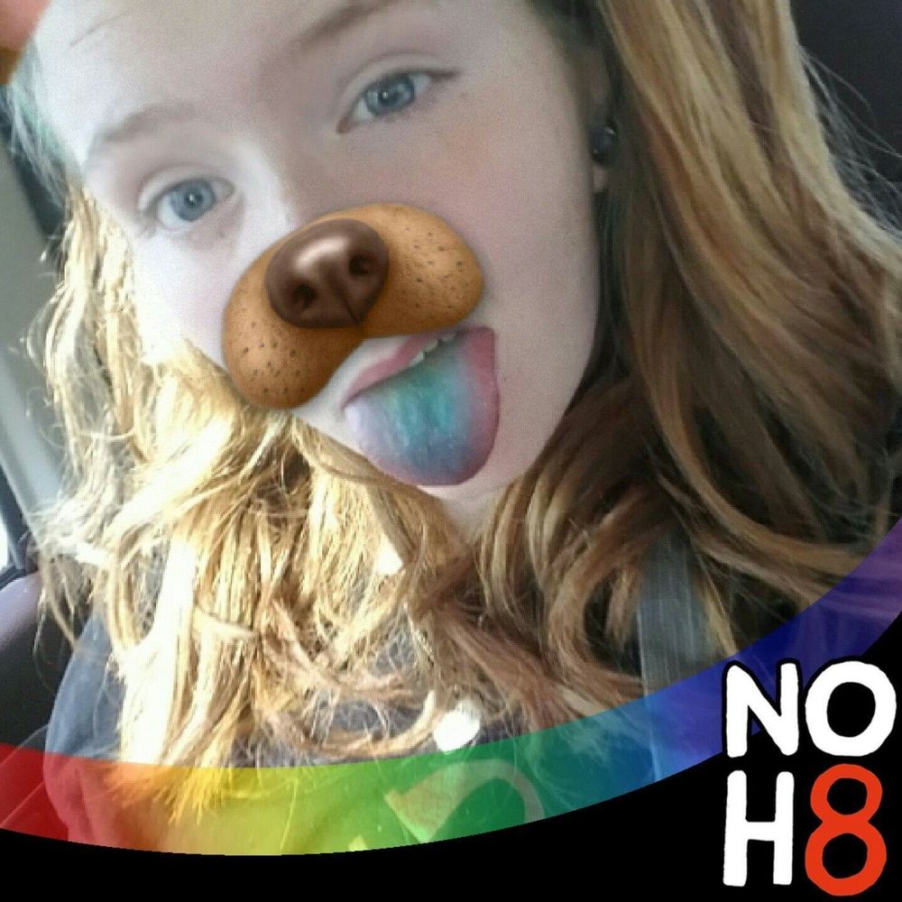 Meet your Posher, Izzy