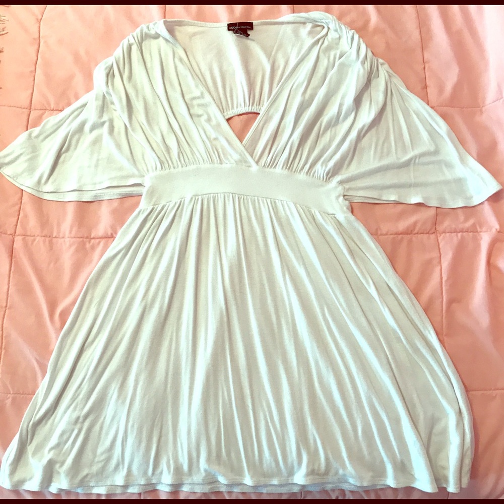 Moda International White Tunic/Coverup