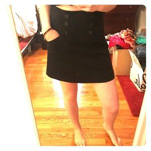 H&M black high waisted skirt